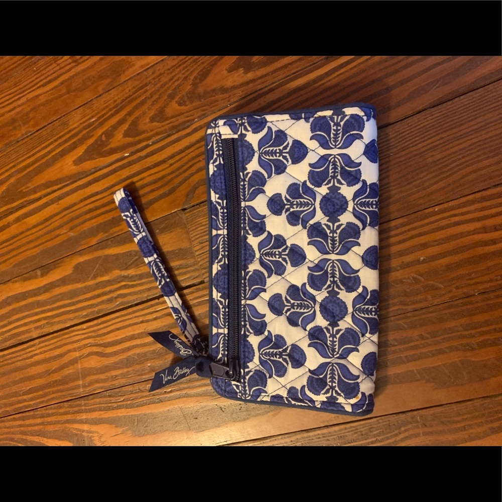 Wristlet